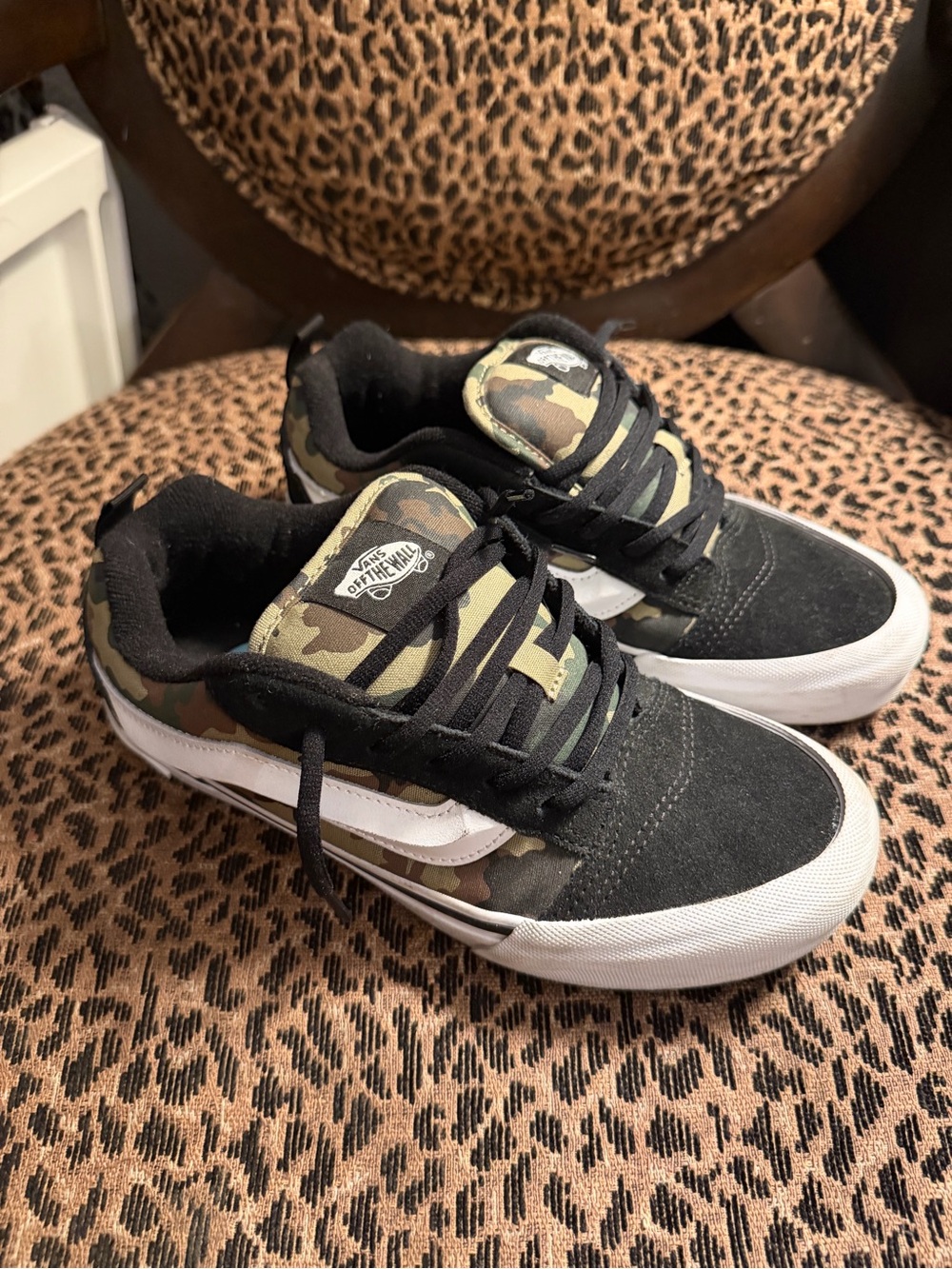 Vans Kids Camo & Black Low-Top Sneakers